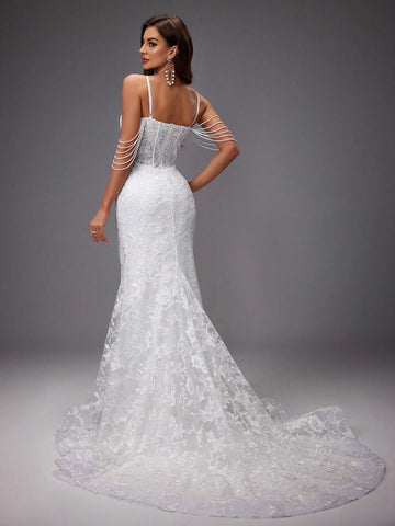 Women's Sleeveless Embroidered Floral Pattern Gorgeous Cami Ball Gown With Train Wedding Dress Women's Sleeveless Embroidered Floral Pattern Gorgeous Cami Ball Gown With Train Wedding Dress