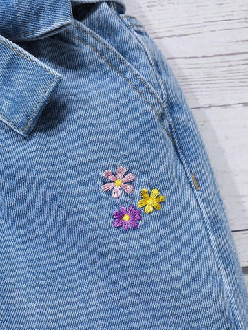 Young Girl Casual Light Blue Acid-Washed Embroidered Tapered Jeans Young Girl Casual Light Blue Acid-Washed Embroidered Tapered Jeans