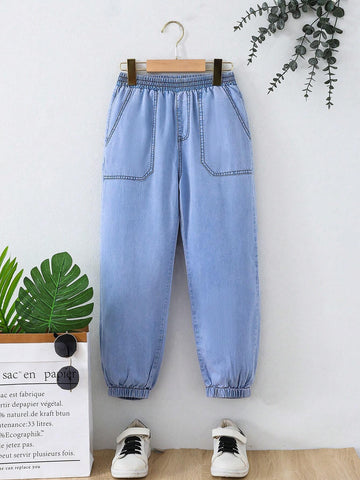 Young Girl Light-Colored Casual Loose Jogger Jeans Young Girl Light-Colored Casual Loose Jogger Jeans