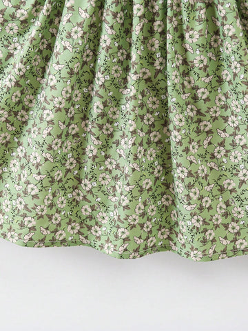 Young Girl Small French Style Vintage Countryside Floral Dress With Frill Trim, Doll Collar, Sweet & Lovely, Spring Summer New Arrival Young Girl Small French Style Vintage Countryside Floral Dress With Frill Trim, Doll Collar, Sweet & Lovely, Spring Summer New Arrival