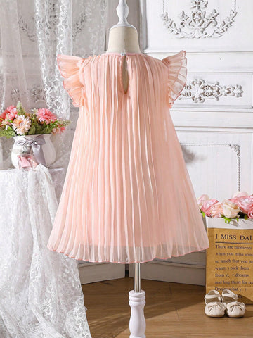 Young Girl Sweet Pink Pleated A-Line Dress With Elegant Flared Hem, 3D Flower Decor And Flutter Sleeves, Chic Ruffle Trim, Spring/Summer  Perfect For Wedding, Party, Banquet, Outing, And Photoshoot Young Girl Sweet Pink Pleated A-Line Dress With Elegant Flared Hem, 3D Flower Decor And Flutter Sleeves, Chic Ruffle Trim, Spring/Summer  Perfect For Wedding, Party, Banquet, Outing, And Photoshoot