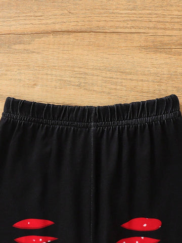 Young Girls" (3-7 Years) Heart Pattern Baseball Shirt, Hole Pattern Shorts Young Girls" (3-7 Years) Heart Pattern Baseball Shirt, Hole Pattern Shorts