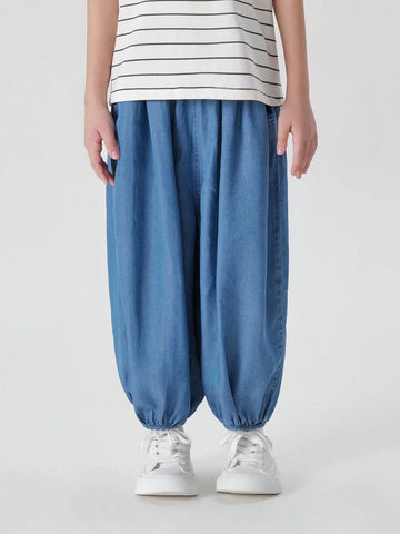 Young Girls Fashionable Breathable Silk-Like Eight-Cropped Lantern Jeans, Summer Young Girls Fashionable Breathable Silk-Like Eight-Cropped Lantern Jeans, Summer