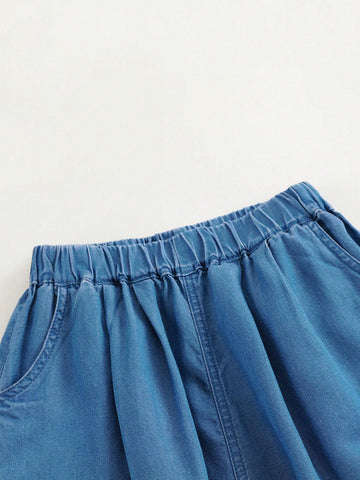 Young Girls Fashionable Breathable Silk-Like Eight-Cropped Lantern Jeans, Summer Young Girls Fashionable Breathable Silk-Like Eight-Cropped Lantern Jeans, Summer