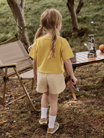 Young Girl's Summer Jungle Adventure Outdoor Sports Short Sleeve T-Shirt And Shorts Set Young Girl's Summer Jungle Adventure Outdoor Sports Short Sleeve T-Shirt And Shorts Set