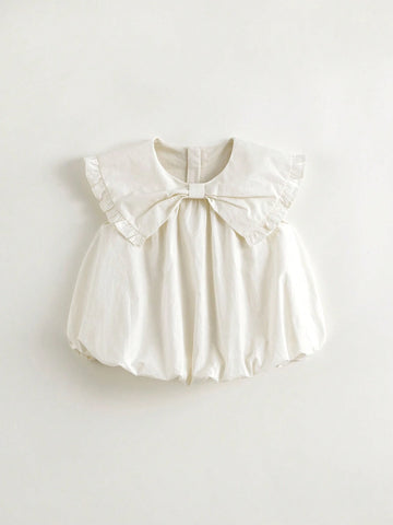 Young Girls" Sweet And Lovely Bowknot & Lace Sleeveless Ruffle Neck Blouse For Summer Young Girls" Sweet And Lovely Bowknot & Lace Sleeveless Ruffle Neck Blouse For Summer