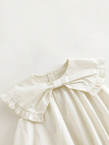 Young Girls" Sweet And Lovely Bowknot & Lace Sleeveless Ruffle Neck Blouse For Summer Young Girls" Sweet And Lovely Bowknot & Lace Sleeveless Ruffle Neck Blouse For Summer