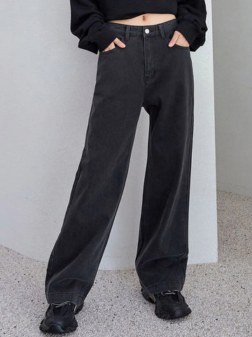 DAZY Button Front Pocket Detail Boyfriend Jeans DAZY Button Front Pocket Detail Boyfriend Jeans