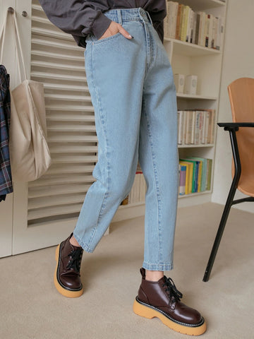 DAZY High Waist Slant Pocket Mom Fit Jeans DAZY High Waist Slant Pocket Mom Fit Jeans