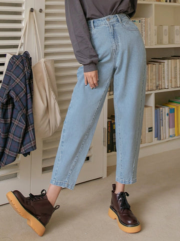 DAZY High Waist Slant Pocket Mom Fit Jeans DAZY High Waist Slant Pocket Mom Fit Jeans