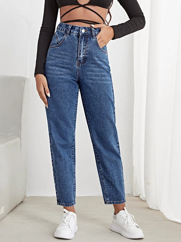 Letter Patch High Waist Mom Cropped Jeans Letter Patch High Waist Mom Cropped Jeans