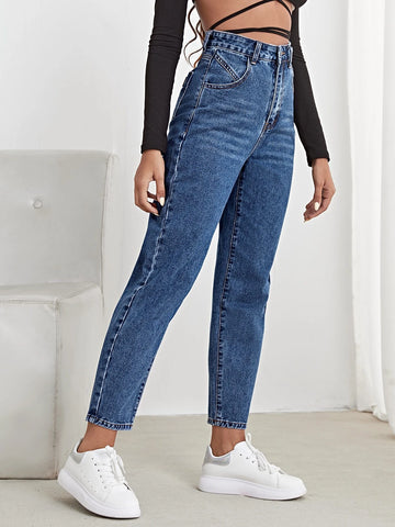 Letter Patch High Waist Mom Cropped Jeans Letter Patch High Waist Mom Cropped Jeans