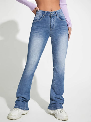 Embroidery Detail Boyfriend Jeans Embroidery Detail Boyfriend Jeans