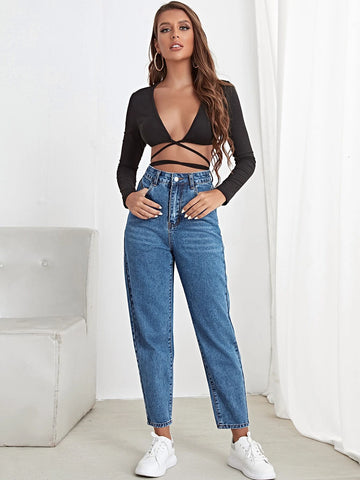 Letter Patch High Waist Mom Cropped Jeans Letter Patch High Waist Mom Cropped Jeans