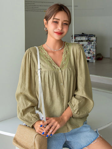 DAZY Contrast Lace Lantern Sleeve Blouse DAZY Contrast Lace Lantern Sleeve Blouse