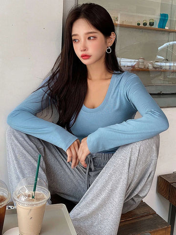 DAZY Solid Crop Tee DAZY Solid Crop Tee