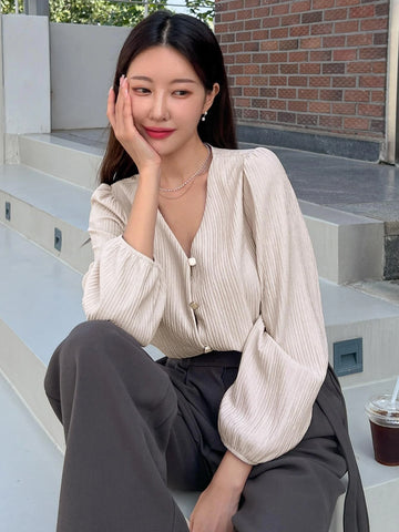 DAZY V Neck Lantern Sleeve Blouse DAZY V Neck Lantern Sleeve Blouse