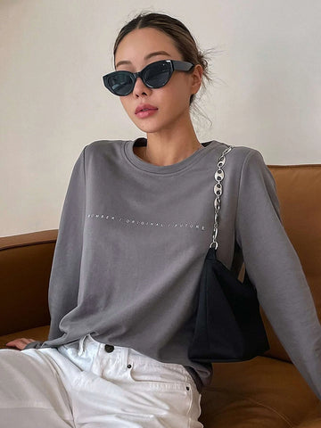 DAZY Letter Graphic Tee DAZY Letter Graphic Tee