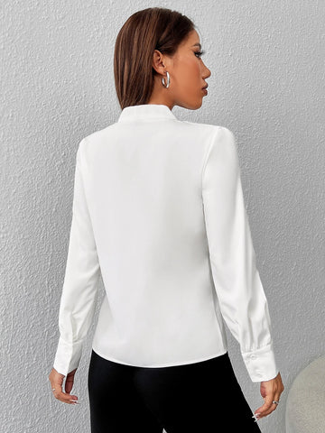 PETITE Solid V Neck Blouse PETITE Solid V Neck Blouse