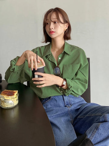 DAZY Solid Drop Shoulder Patched Pocket Button Front Shirt DAZY Solid Drop Shoulder Patched Pocket Button Front Shirt