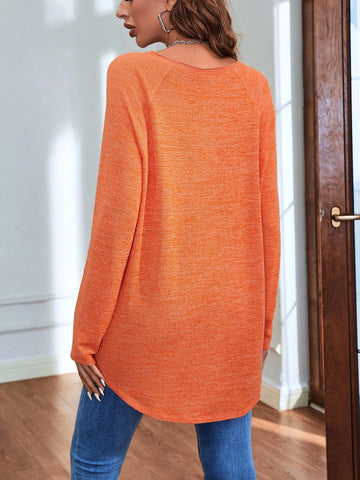 Raglan Sleeve Curved Hem Tee Raglan Sleeve Curved Hem Tee