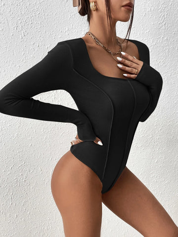 Felegant Scoop Neck Seam Detail Bodysuit Felegant Scoop Neck Seam Detail Bodysuit