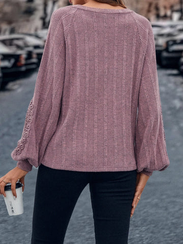 Contrast Guipure Lace Raglan Sleeve Tee Contrast Guipure Lace Raglan Sleeve Tee