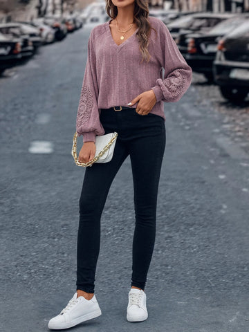 Contrast Guipure Lace Raglan Sleeve Tee Contrast Guipure Lace Raglan Sleeve Tee