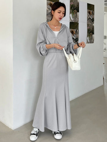 DAZY Drop Shoulder Drawstring Hoodie & Mermaid Hem Skirt DAZY Drop Shoulder Drawstring Hoodie & Mermaid Hem Skirt