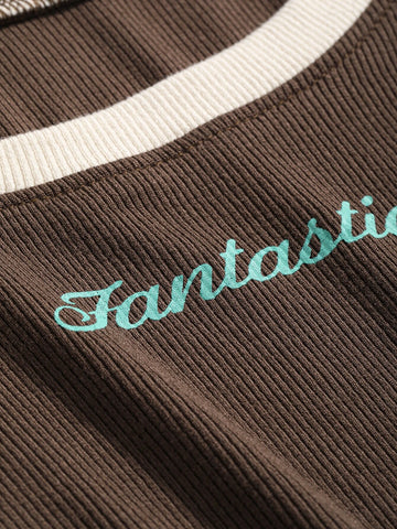 DAZY Letter Graphic Contrast Binding Crop Tee DAZY Letter Graphic Contrast Binding Crop Tee