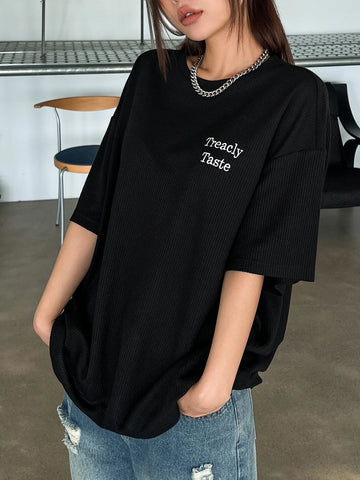 DAZY Embroidery Letter Graphic Drop Shoulder Tee DAZY Embroidery Letter Graphic Drop Shoulder Tee