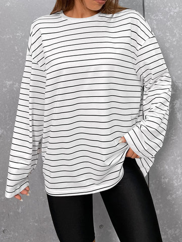 EZwear Striped Print Patched Detail Drop Shoulder Tee EZwear Striped Print Patched Detail Drop Shoulder Tee