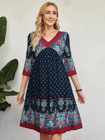 EMERY ROSE V-neck Floral Print Smock Dress EMERY ROSE V-neck Floral Print Smock Dress