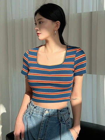DAZY Striped Scoop Neck Crop Tee DAZY Striped Scoop Neck Crop Tee