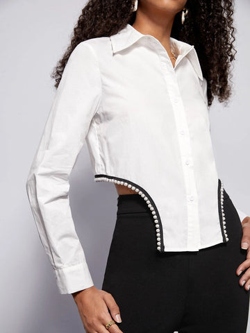 BIZwear Pearls Detail Asymmetrical Hem Shirt BIZwear Pearls Detail Asymmetrical Hem Shirt