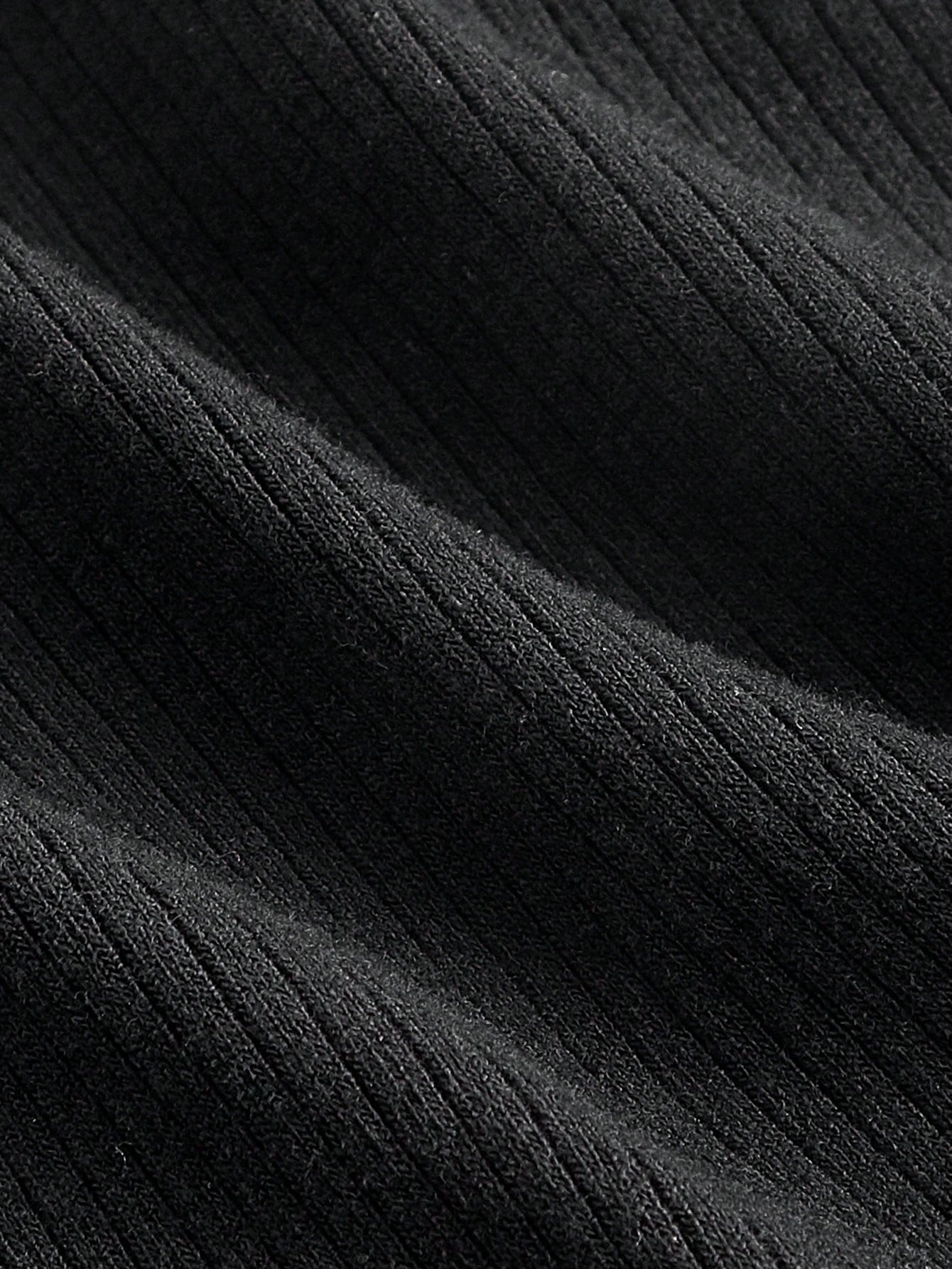 3 3