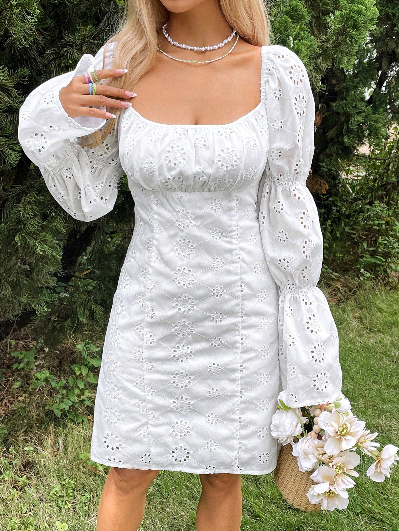 3 3
