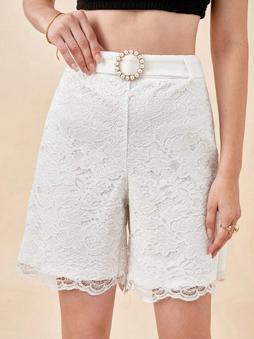 BIZwear Solid Lace Overlay Belted Shorts