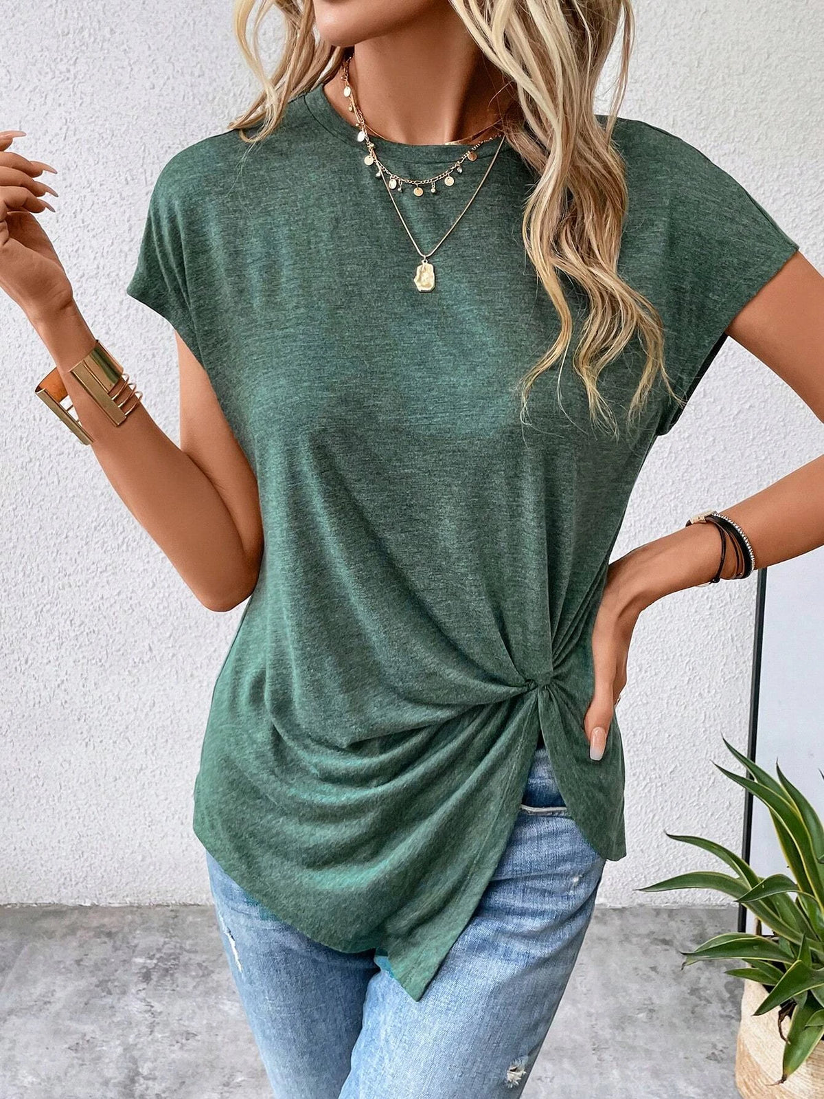 EMERY ROSE Twist Front Batwing Sleeve Asymmetrical Hem Tee