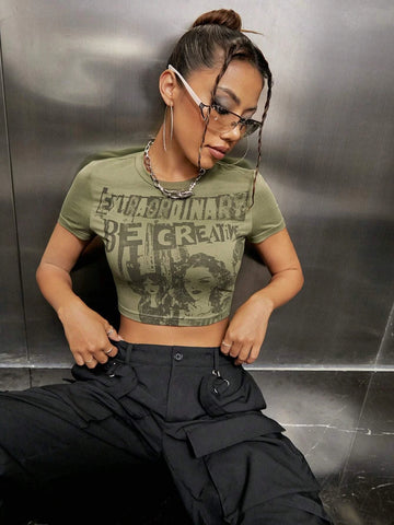 ICON Letter & Figure Graphic Crop Tee