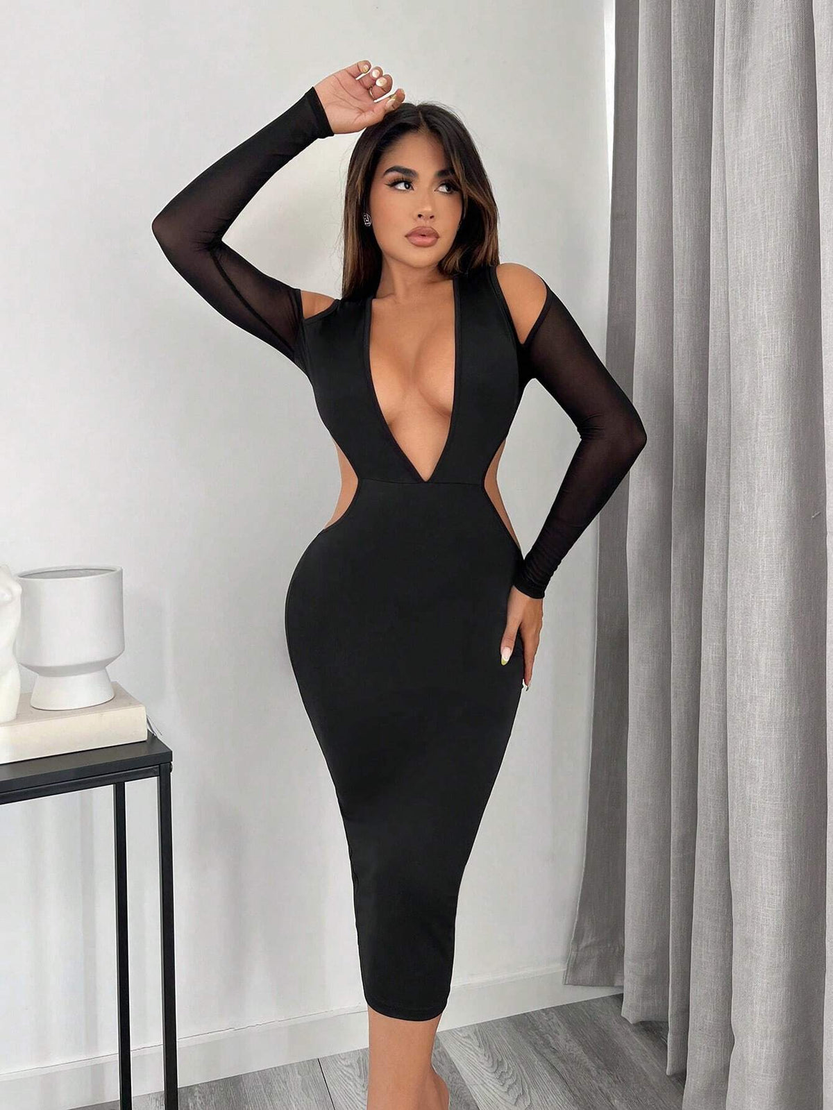 Plunging Neck Cut Out Contrast Mesh Bodycon Dress