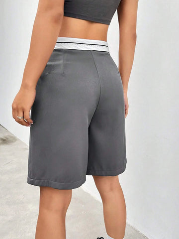 EZwear Contrast Trim Fold Pleated Detail Wide Leg Shorts