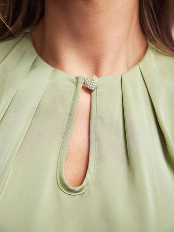 Keyhole Neck Puff Sleeve Blouse