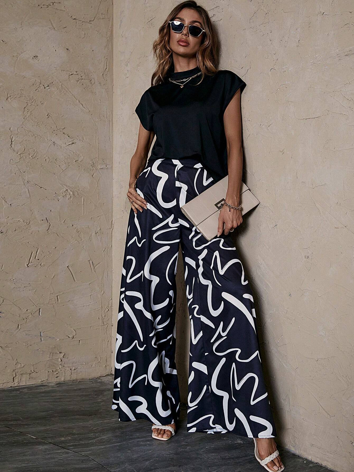 EMERY ROSE Solid Batwing Sleeve Tee & Graphic Print Wide Leg Pants