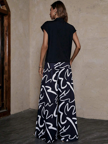 EMERY ROSE Solid Batwing Sleeve Tee & Graphic Print Wide Leg Pants