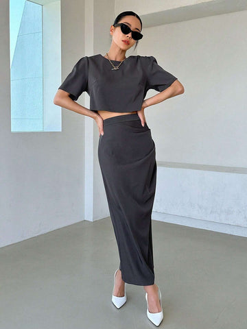 DAZY Solid Button Detail Crop Tee & Split Hem Skirt