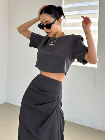 DAZY Solid Button Detail Crop Tee & Split Hem Skirt