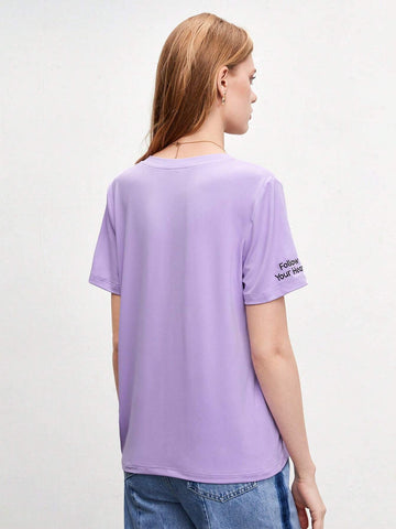 BIZwear Embroidery Slogan Pattern V Neck Tee