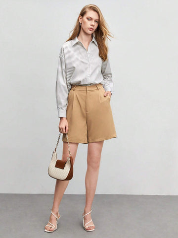 BIZwear Fold Pleated Slant Pocket Shorts