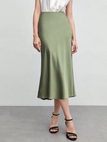 BIZwear Solid A-line Satin Skirt